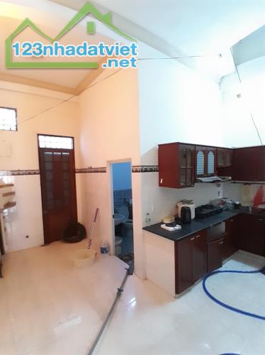 # Nhà 2 Mặt tiền Trần Hưng Đạo, View Sông Hàn, 125m2, 3 mê suốt, 7PN, móng 5 tầng - 1