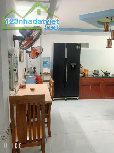 Nhà 1 Trệt 1 Lầu đúc BTCT - gần đường TL14 - ngang 4.6 -phường THẠNH LỘC Q.12 - chỉ 3t.ỷ