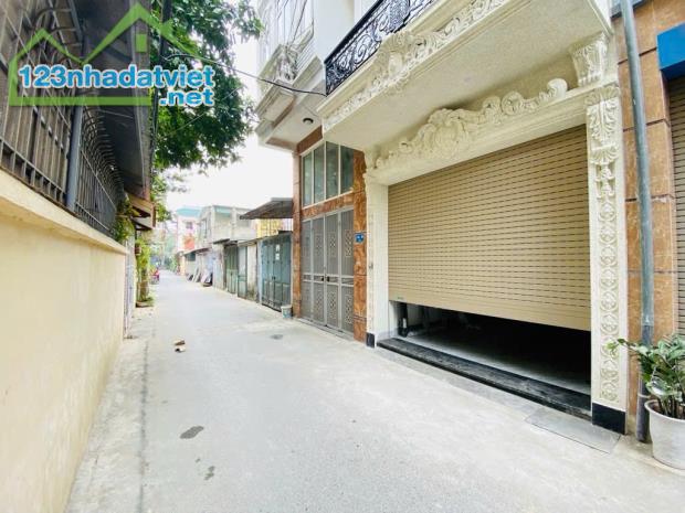 BÁN NHÀ ĐỨC GIANG, LONG BIÊN, 6 TẦNG, NGÕ THÔNG THANG MÁY, GARA Ô TÔ, FULL NỘI THẤT, HƠN 8