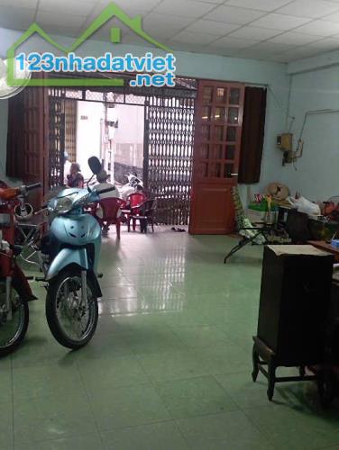 Bán nhà hẻm xe hơi p10 Tân Bình dt 150m2 chỉ 13 tỷ hơn - 2