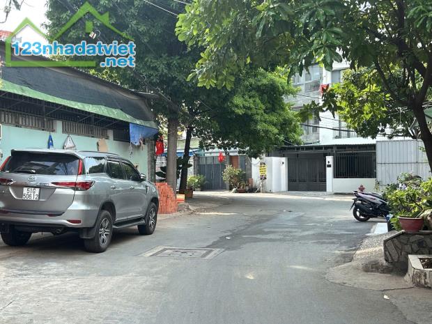 Bán nhà 1 sẹc HXH Đường số 30 75m2 3 tầng view góc ngang 4.1m đẹp gần chợ chỉ 7 tỷ.
