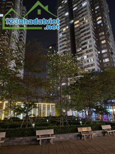 ⚜️ Chung cư Cao cấp 25T1 Hoàng Đạo Thúy, Cầu Giấy, 162m2 3PN+2WC, Chỉ 9.5 Tỷ ⚜️