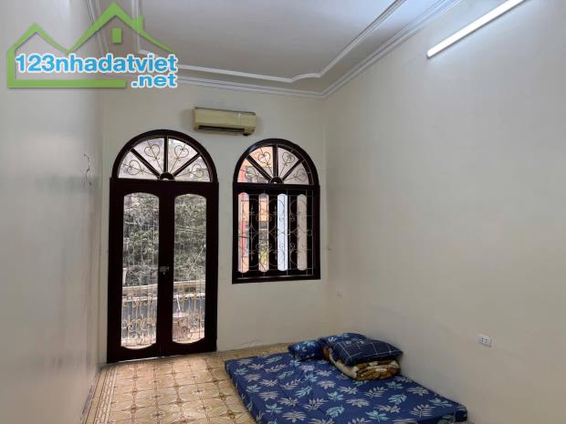 Cho thuê Mặt Phố Vương Thừa Vũ, Thanh Xuân 3 tầngx75m2 KD bất chấp mọi mô hình 25Triệu - 4