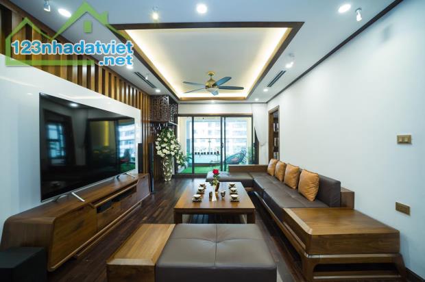 ⚜️ Penhouse Đẳng cấp Imperia Garden Nguyễn Huy Tưởng, 205m2 3PN+2WC, Chỉ 13.5 Tỷ ⚜️
