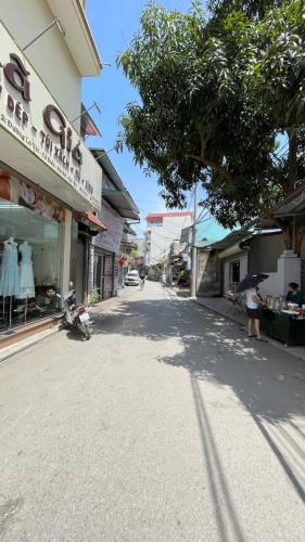 Cần Bán CCMN 8 Tầng 58 Phòng Thang Máy Tại Kim Chung Đông Anh Đối Diện KCN Bắc Thong Long
