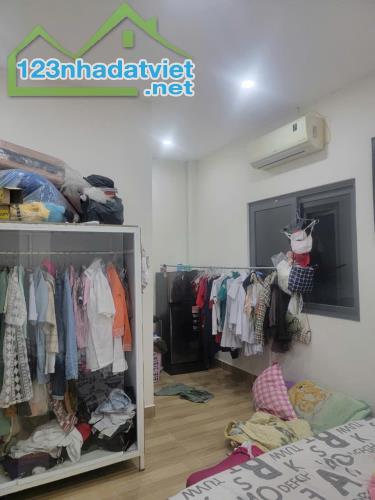Bán nhà 2 tầng 5x22m ngang giá đất, HXH 8m Hà Huy Giáp gần Ngã 4 Ga chỉ hơn 5Tỷ - 2