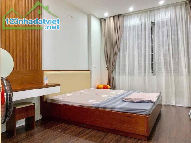 Bán nhà Đình Thôn 60m2 - gần phố - sát ô tô - khu Vip ít nhà bán - 12.5 tỷ - 4