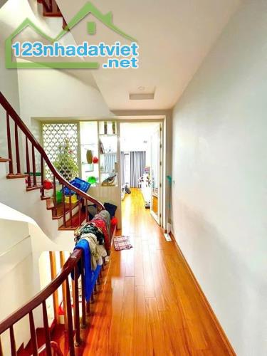 BÁN NHÀ PHỐ PHÙNG CHÍ KIÊN, CẦU GIẤY. DT 60M2, XÂY 6 TẦNG, OTO ĐỖ CỬA. GIÁ CHỦ CHÀO 22 TỶ - 3