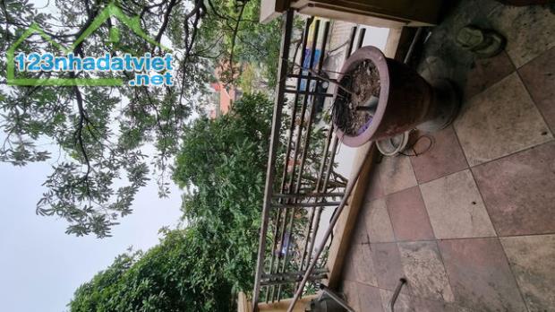 BÁN NHÀ MẶT PHỐ DOÃN KẾ THIỆN – CẦU GIẤY, HÀ NỘI
Giá: 25.5 tỷ  Diện tích: 52m²  5 tầng - 1