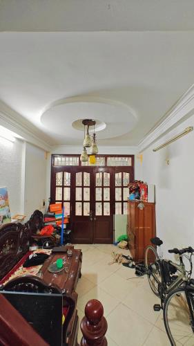 Bán nhà Nam dư vị trí: Đẹp, ngõ thông, 40m ra ô tô tránh, khu vực tiện ích đầy đủ, trường - 2