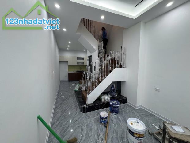 Bán Nhà Đẹp Láng Hạ - Ngõ Rộng Ba Gác, Gần Phố, Ở Ngay! - 2