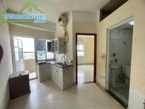 Nhỉnh 3 tỷ, 75 m2, chung cư 02 ngủ, sổ đỏ, Thạch Bàn, Cổ Linh, Cầu Vĩnh Tuy, Long Biên, Ký - 4