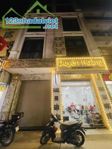 MẶT PHỐ YÊN HOA THANG MÁY - KINH DOANH DT 50m2 7 tầng MT 7m Giá 27 tỷ - 2