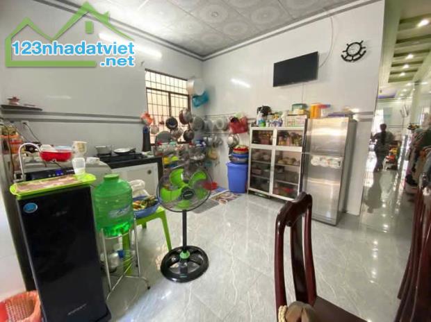 Cần bán chủ nhà tại củ chi 700 triệu 5mx 23m - 2