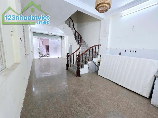 Bán nhà Phú Mỹ 6 tầng 9 phòng chỉ hơn 6 tỷ dòng tiền ổn định - 3