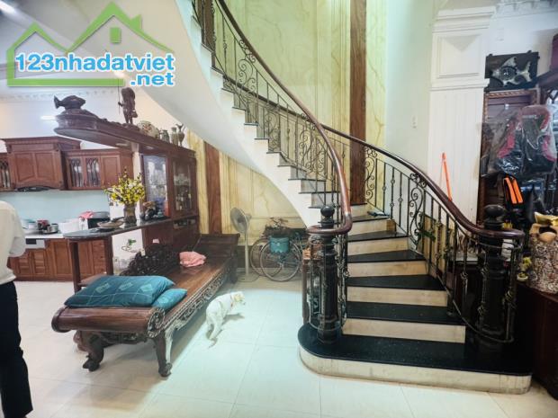 HXH thông Ba Vân Phường 14 Tân Bình, 4.5X17, 3 tầng 3PN, giá chỉ 14tỷ898 - 3