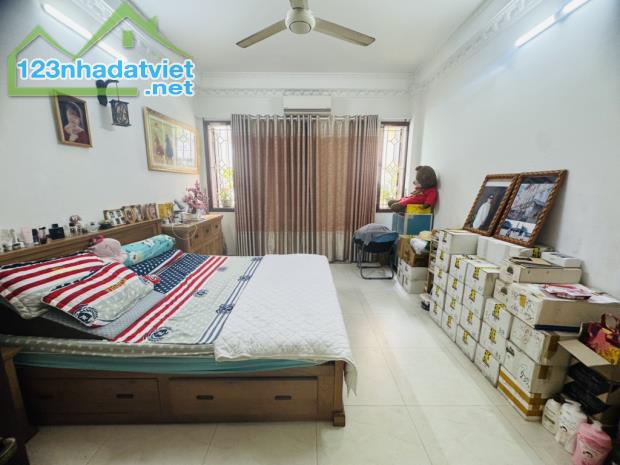 HXH thông Ba Vân Phường 14 Tân Bình, 4.5X17, 3 tầng 3PN, giá chỉ 14tỷ898 - 4