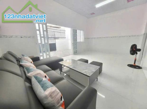 Chủ chuyển nhà cần bán nhà TTN 870 triệu 5m x 20m - 1