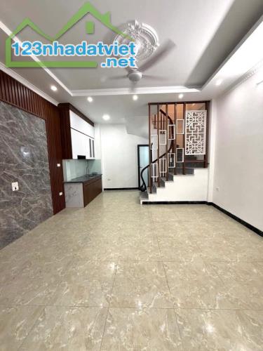 📣📣📣SIÊU PHẨM CỔ LINH- THANG MÁY NHẬP KHẨU- FULL NỘI THẤT- Ô TÔ - NGÕ NÔNG- CÁCH PHỐ 50m - 1