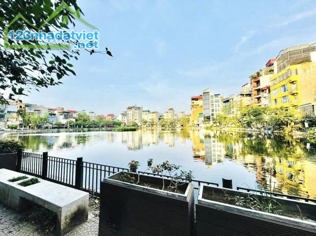Mảnh Đất Hiếm-View Hồ Ngõ 135 Đội Cấn (Ngọc Hà) 95m/ MT 4.2m 36.8 Tỷ,Ôtô tránh - 4