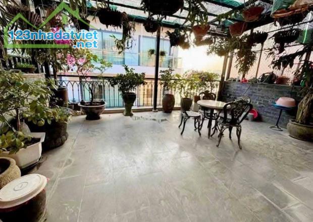 BÁN NHÀ PHÂN LÔ TRUNG KÍNH CẦU GIẤY, ÔTÔ TRÁNH, KINH DOANH KHỦNG, 61M2 NHỈNH 18 TỶ - 2