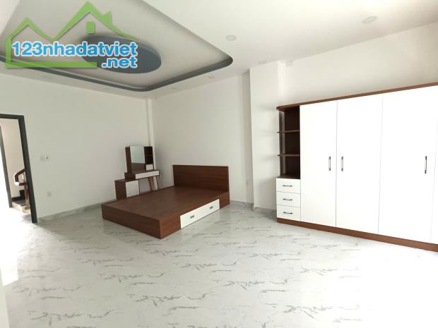 Bán Nhà Bình Tân, Tân Hòa Đông, Chiến Lược giáp Q6, ́̃87m2, 3 Tầng,6 pn chỉ 6 tỷ 290 TL - 2