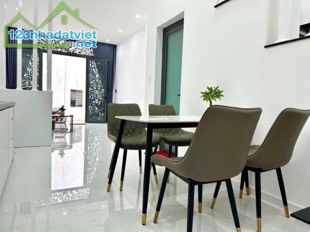 Nhà đẹp như mới – 2PN – sát mặt tiền Âu Cơ – chỉ 4.98 tỷ - 2