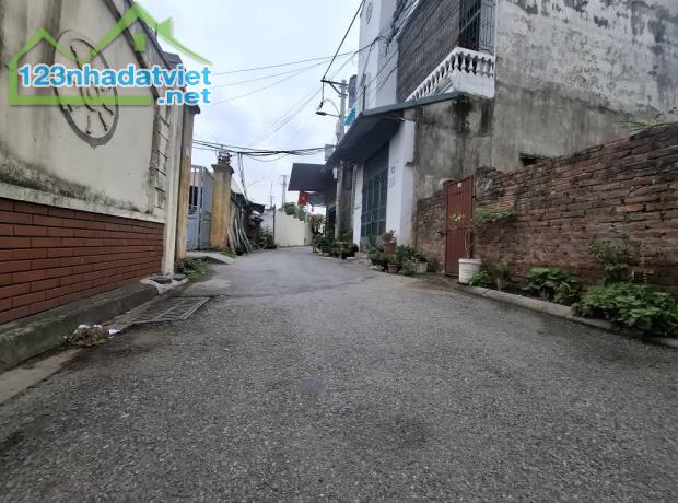 Bán Đất Thượng Thanh, Đức Giang. 55m nở hậu, oto tránh chỉ hơn 9 tỷ. LH 0936123469