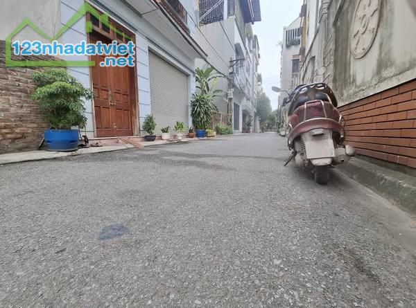 Bán Đất Thượng Thanh, Đức Giang. 55m nở hậu, oto tránh chỉ hơn 9 tỷ. LH 0936123469 - 1