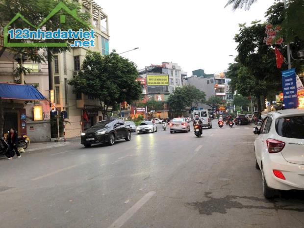 28 Xuân La - Bán toà căn hộ 65m2 x 7 tầng - OTO NHỎ VÀO, KINH DOANH, 11 căn hộ khép kín, d - 1