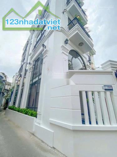 Siêu phẩm MT Phạm Văn Đồng P1, HĐT 120tr/tháng, full NT, TM, PCCC chuẩn, DT 90m2, 25,9 tỷ