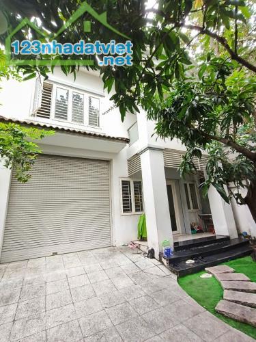 Biệt thự Kiều Đàm, 793/33/6 Quận 7 + 225m2, ngang 9 x 25m chủ gấp bán, giá rẻ - 1