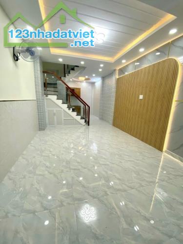 BÁN GẤP NHÀ, HẺM XE HƠI, NGUYỄN PHÚC CHU, TÂN BÌNH, 4X11M, 4 TẦNG, GIÁ 5.7 TỶ