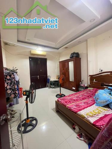 Bán nhà HXH Lê Đình Cẩn, khu Tên Lửa, Bình Tân, 49m2 - 4x12 - 2 tầng, chỉ hơn 3 tỷ - 4