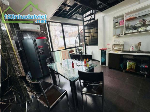Bán nhà 7  tầng thang máy oto vào nhà, nội thất đẳng cấp, giá chỉ 18 tỷ! - 3