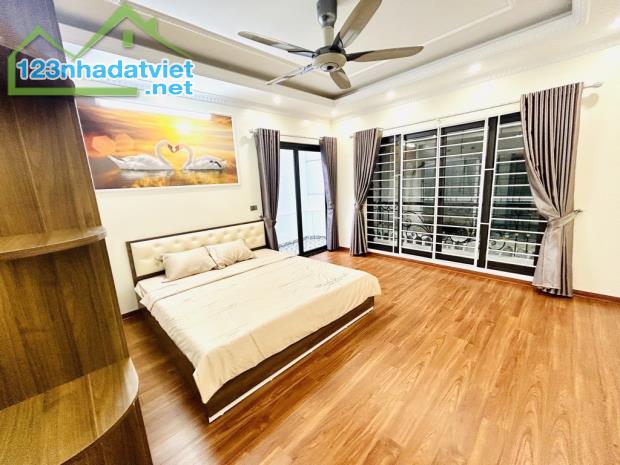 NHÀ MỚI KÍNH KOONG - GẦN PHỐ - FULL NỘI THẤT - 45M - 5 TẦNG - GI.Á 8 TỶ - 2