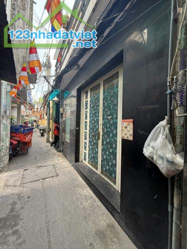 TRẦN NHÂN TÔN, QUẬN 10, HẺM AN NINH 1/SEC, DT:50M2 [ 5 ❌ 10 ] 2 TẦNG, CHỈ 4,5 TỶ