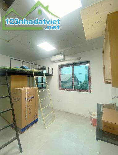 BÁN ĐẤT TẶNG NHÀ 2 TẦNG – PHẠM VĂN ĐỒNG – GIÁ CHỈ 18.X TỶ 100m² – Ô TÔ VÀO NHÀ –VỊ TRÍ đẹp - 2