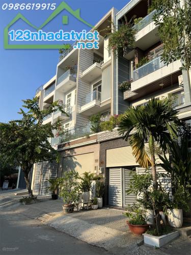 SIÊU PHẨM NHÀ PHỐ HIỆN ĐẠI KDC SAVIMEX - VỊ TRÍ VIP VIEW CÔNG VIÊN - 4 TẦNG - 100m2- CHỈ - 4