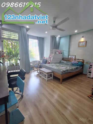 SIÊU PHẨM NHÀ PHỐ HIỆN ĐẠI KDC SAVIMEX - VỊ TRÍ VIP VIEW CÔNG VIÊN - 4 TẦNG - 100m2- CHỈ