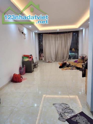 Bán Nhà Mặt Phố Xã Đàn. Đống Đa. Ô Tô, Vỉa Hè. DT 48m2. MT 4m. 6 Tầng. Giá 28,3 Tỷ.
