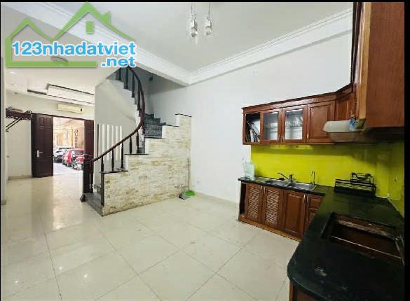 CHÍNH CHỦ BÁN NHÀ CẠNH PHỐ TRẦN QUỐC HOÀN – Ô TÔ TRÁNH – KINH DOANH NGÀY ĐÊM - 1