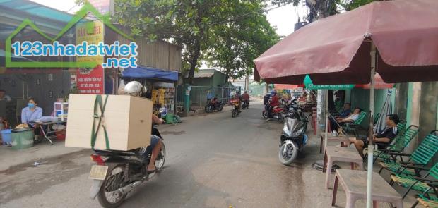 Bán dãy nhà trọ đường An Phú Đông 12 phường An Phú Đông Quận 12 - 1