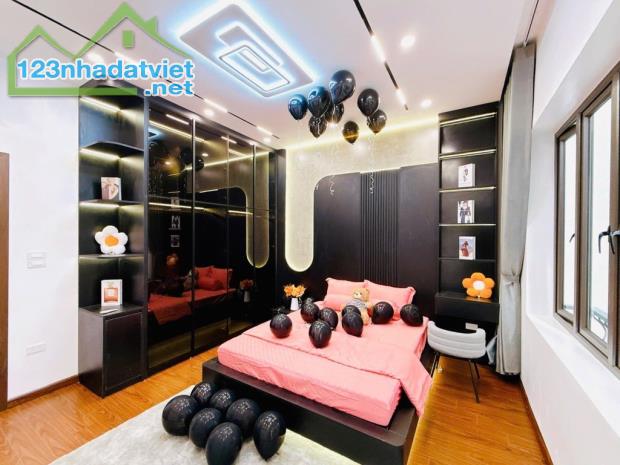 SIÊU PHẨM LÔ GÓC 3 THOÁNG – CÁCH PHỐ ĐẠI LA CHỈ 30M – NHÀ ĐẸP PHONG CÁCH LUXURY – GIÁ 12 - 3