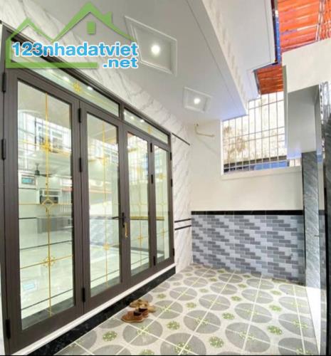 Bán nhà Trần Nguyên Hãn, An Dương, Lê Chân, Hải Phòng. 3 tầng, 64m2, 4,15 tỷ. Ngang 4,7m, - 4