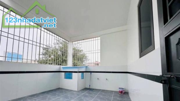 Bán nhà Trần Nguyên Hãn, An Dương, Lê Chân, Hải Phòng. 3 tầng, 64m2, 4,15 tỷ. Ngang 4,7m,
