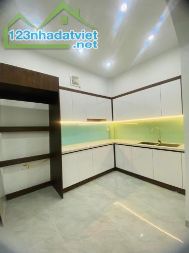 Bán nhà phố Pháo Đài Láng , trung tâm quận Đống Đa 31m2, 4tầng, full nội thất - 1