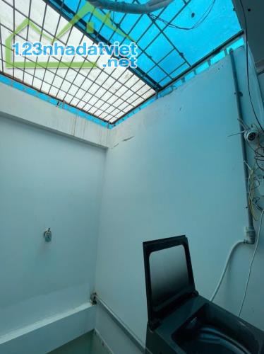 Bán gấp nhà đẹp ở ngay Bình Đông, hẻm 6m, 44m2, dòng tiền 200tr/năm, SHR, chỉ 5.7 tỷ. - 1