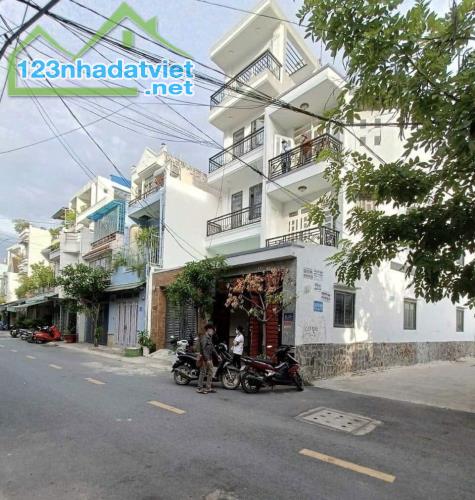 BÁN NHÀ LÔ GÓC  - ĐƯỜNG NHỰA THÔNG THOÁNG- 3 TẦNG- 71M2- NGANG 5m - CHỦ THIỆN CHÍ XOẮN