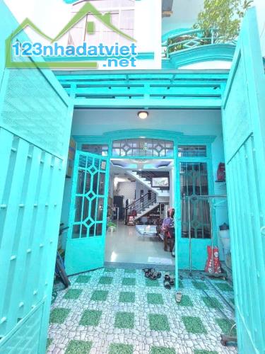 BÁN NHÀ CHÍNH CHỦ LÂU NĂM- GIÁ BAO ĐẦU TƯ- NHÀ ĐẸP- VỊ TRÍ ĐẸP  - NGAY CÔNG VIÊN LÀNG - 2